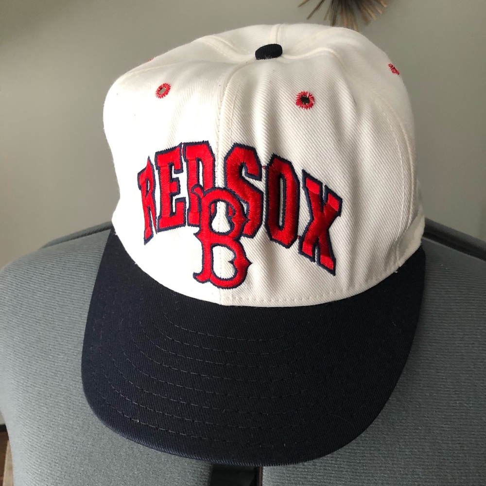 Vintage Pro Line Red Sox ball cap, fitted size 7 1/8. By ANNCO